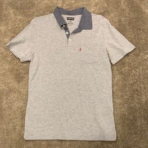 Gray button Levi’s shirt